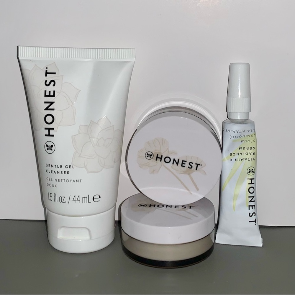 The Honest Company Skincare Bundle - Hydrogel Cream, Gel Cleanser Vita C Serum